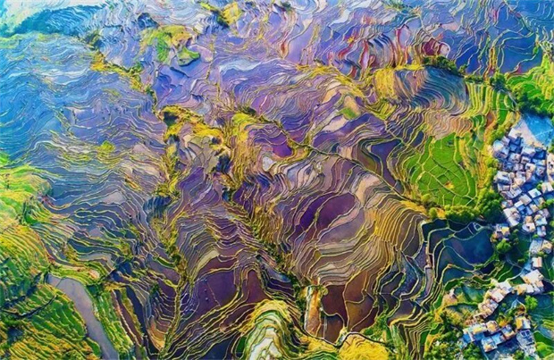 紅河旅游：紅河之“新”：遺產(chǎn)煥活、業(yè)態(tài)蝶變、旅居創(chuàng)夢